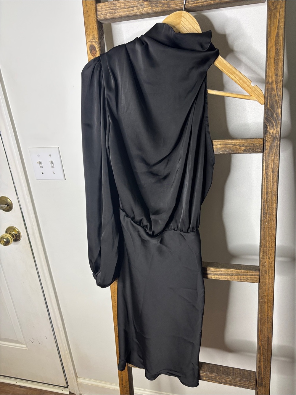 KouNovi Black One-Shoulder Satin-Look Midi Dress Size XS